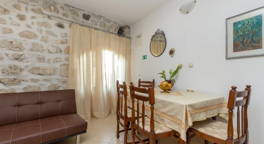 Apartment Old Stone House 洛克瓦罗戈兹尼察 客房 照片