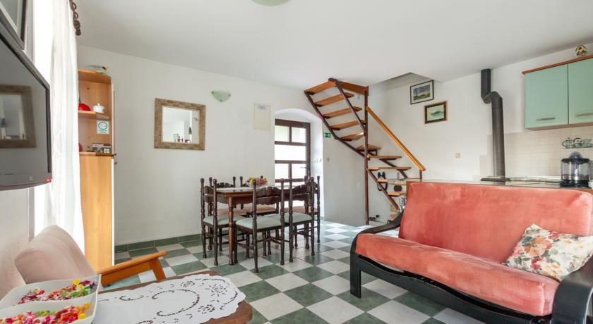 Apartment Old Stone House 洛克瓦罗戈兹尼察 客房 照片